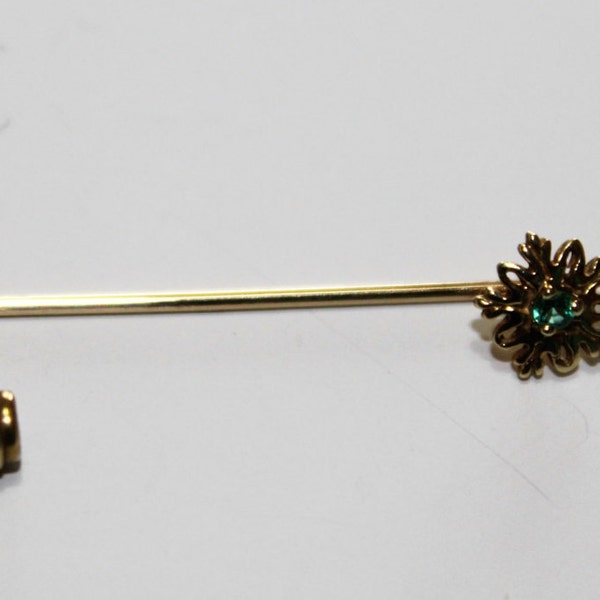 Antique Edwardian Gold & Peridot Flower Stick Pin/Lapel Pin/Tie Pin