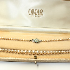Omar de luxe shop pearl necklace