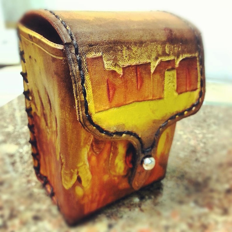 Customized Leather Deck Box / Deckbox Magic the Gathering / Yugioh