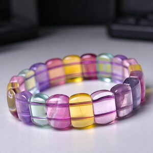 Bracciale con perline di fluorite naturale colorata/Bracciale rettangolare con gemma di fluorite/Bracciale con cristallo di fluorite/Gioielli in fluorite fatti a mano/Regalo per lei