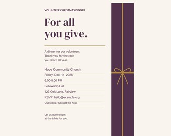 Peut inclure: Un modèle d'invitation numérique intitulé A Season of Thanks pour un dîner de Noël bénévole. Le design présente des couleurs violet foncé et crème avec une barre verticale violette et un ruban doré. Le texte inclut les détails.
