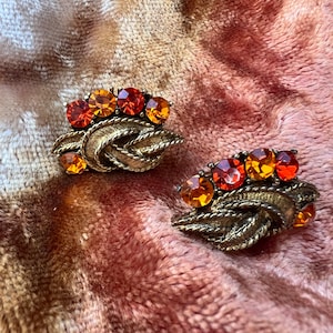 Halloween,Fall Orange and gold tone clip on earrings,1960,old costume jewelry,dress up