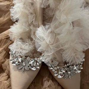 Beautiful rhinestone shoe clips,wedding shoes,rococo,romantic style,bridal,Marie Antoinette,fancy dress up,best dressed