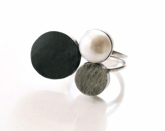 Handmade Circles Ring. Modern and unique style ring with pearl and two silver tone circles. - 'Trio Ring'