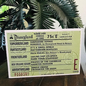 Vintage E Ticket Disneyland Attraktion Jungle Cruise Small World Fluch der Karibik Haunted Mansion Matterhorn Home Decor Art Zeichen