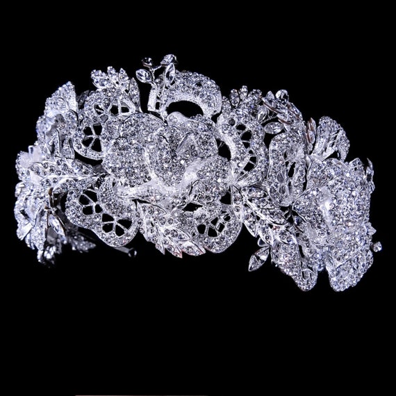 Stunning Sparkling Rhinestone Silver Bridal Tiara Headpiece
