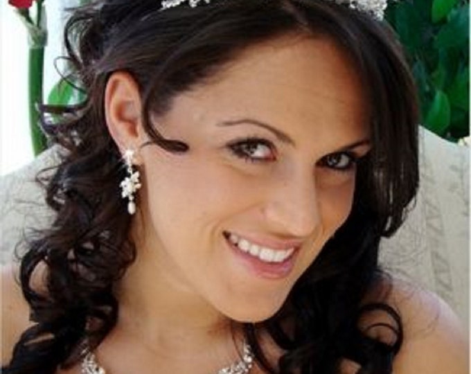 Pearl & Swarovski Crystal Bridal Necklace Earring and Tiara Set