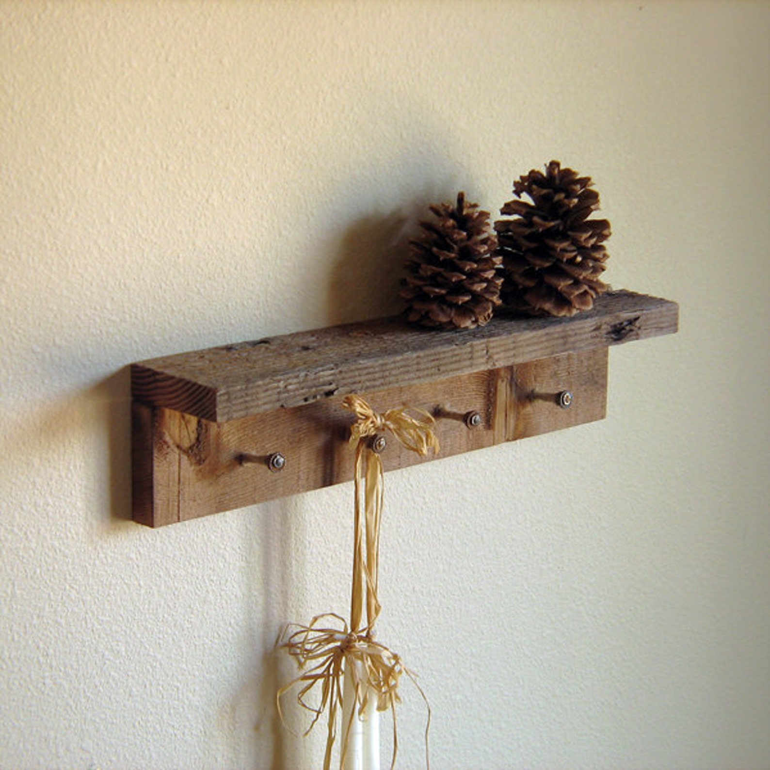 Outdoor Shelves The Key To A Picture Perfect Patio - ixlpd97
