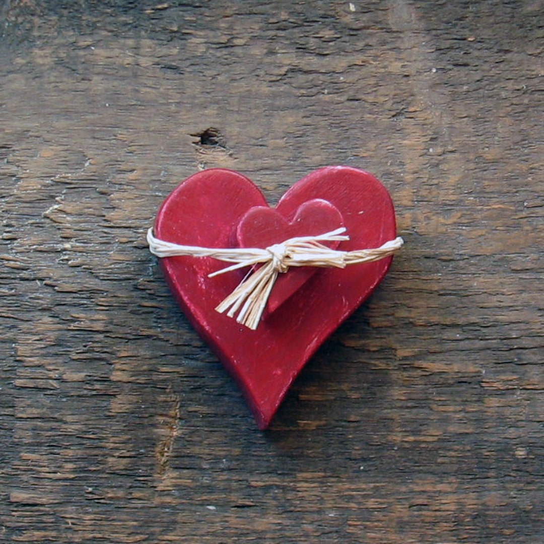 Rustic Wood Hearts. Valentine Heart Set. Distressed Hearts. Set of