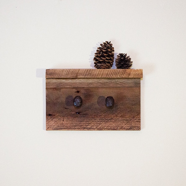Rustic wall rack, coat rack with railroad spikes, reclaimed wall hooks, barn wood rack