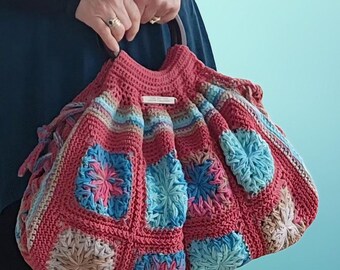 Boquete Bound Bag Crochet Pattern: Feather Stitch Motif Tote (PDF)
