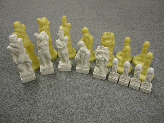 NEW COLLECTABLE  9 x REF 0028 SUPERCAST KAMA SUTRA CHESS MOULDS MOLDS 