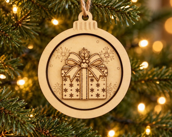 Wooden Christmas Ornament with Gift Bow | Christmas Tree Decoration, Christmas Ball, Linden Wood, 9 cm | Christmas Gift Tag