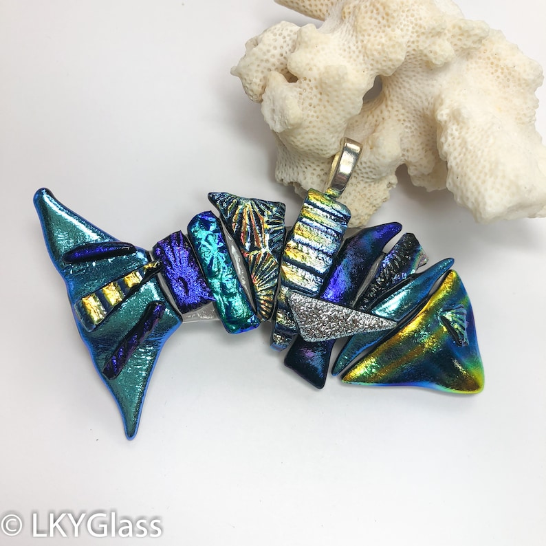Chain Salt Water Fused Glass Fish Sun Catcher Rainbow Dichroic Fish Rainbow Dichroic Glass Pendant DF19. Tropical Glass Fish Ornament