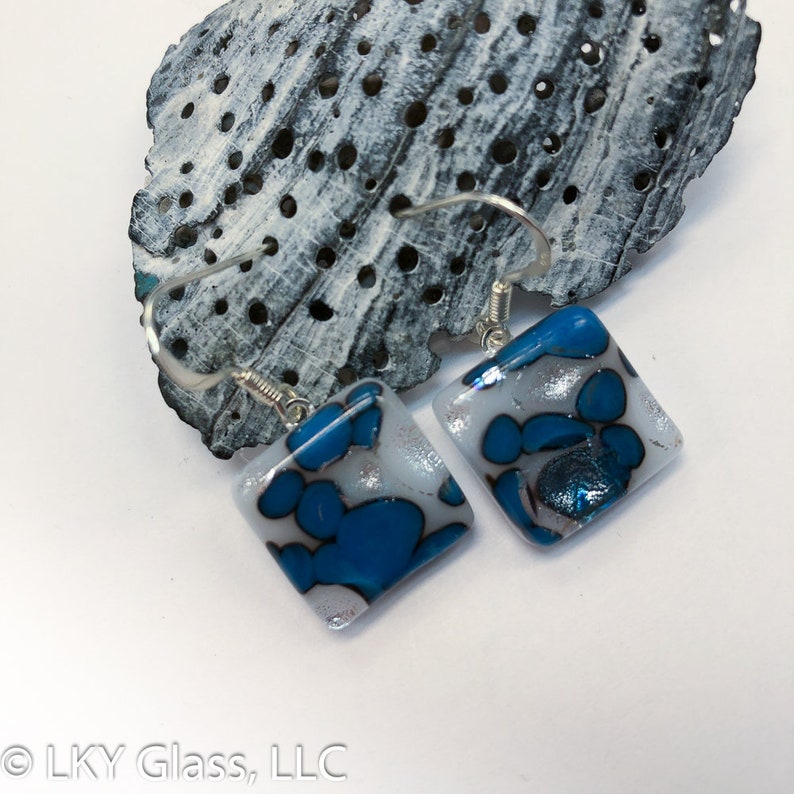 E1208-16. Dangle Glass Earring White Dichroic Glass Earring Dangling Earring Unisex Drop Earring Blue White Fused Glass Earring