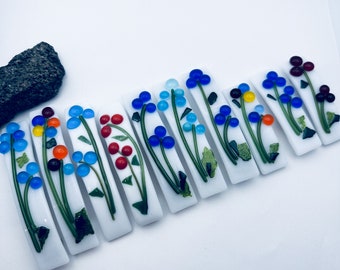 Rainbow White Flower Hair Barrette, Blue Red Yellow Glass Barrette, French Hair Pin, Rubber Backed Clip, Bubble Barrette, TKFLW .