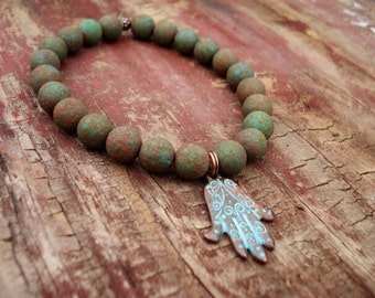 Bracciale Patina di rame, Bracciale con fascino Hamsa, Bracciale in vetro turchese, Bracciale religioso, Bracciale spirituale, Regalo Hanukkah, Gioielli Yoga