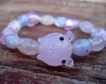 Pig Bracelet, Pink Bracelet, Heart Bracelet, Glass Bracelet, Beaded Bracelet, Pig Collectibles, Pig Jewelry, Farm Animal Jewelry