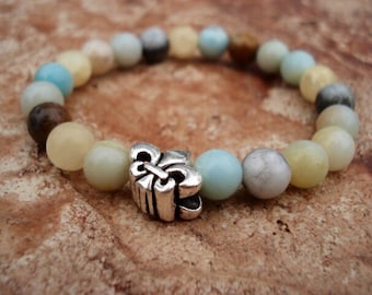 Bracciale Amazonite, Bracciale Fleur De Lis, Gioielli Fleur De Lis, Bracciale con ciondoli, Bracciale elasticizzato, Bracciale con perline, Bracciale da donna