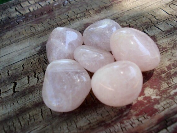 rose quartz healing crystals