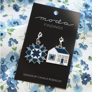 Shoreline Enamel Zipper Pulls (Set of Two) Swoon Block and House Thimble Blossoms Camille Roskelley TB110 Moda Fabrics