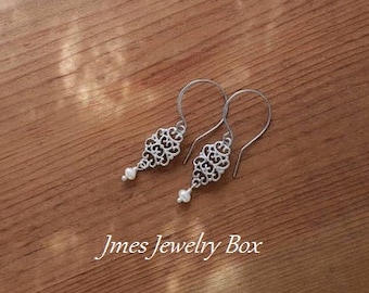 Silver floral filigree earrings with little freshwater pearls, Tiny silver filigree earrings, Silver floral earrings