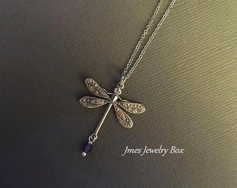 Collana con libellula in argento e ametista, ciondolo a libellula in argento, collana con insetto, gioielli con insetto, gioielli con libellula in argento