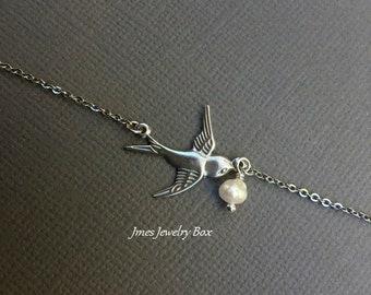 Silver sparrow bracelet with freshwater pearl, Silver bird bracelet, Silver swallow bracelet, Silver dove bracelet, Flying sparrow bracelet