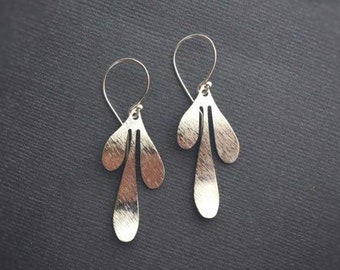 Silver leaf drop earrings, Big silver leaf earrings, Textured earrings, Simple earrings, Silver earrings, Filigree earrings