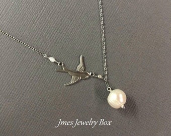 Silver sparrow necklace with cream freshwater pearls, Lariat style necklace, Silver bird necklace, Silver dove jewelry, Sparrow lariat