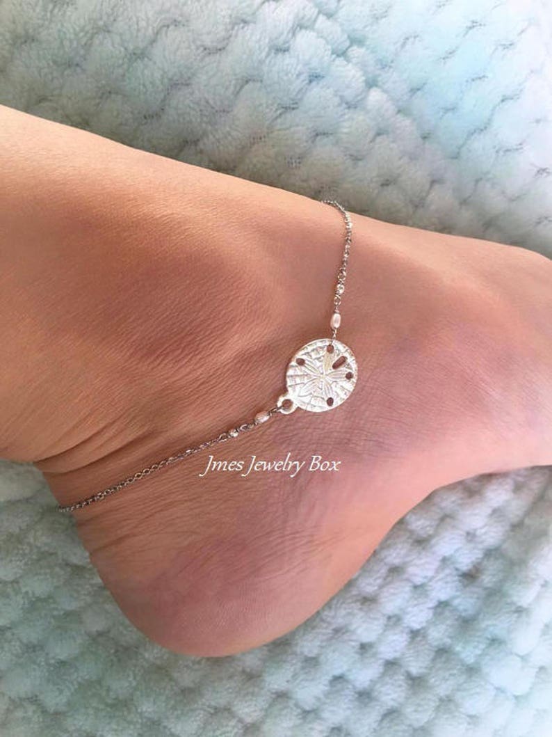 Silver sand dollar anklet with tiny freshwater pearls, Dainty sand dollar anklet, Little silver sand dollar anklet image 2