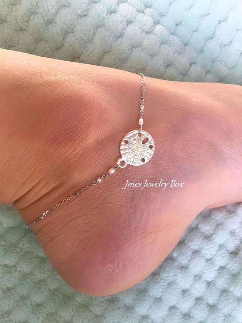 Silver sand dollar anklet with tiny freshwater pearls, Dainty sand dollar anklet, Little silver sand dollar anklet image 1