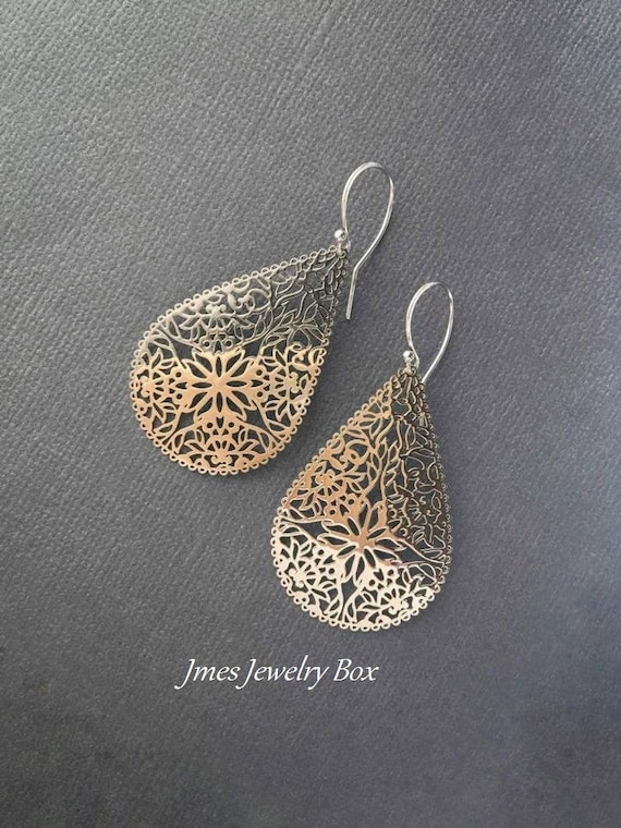 Silver filigree drop earrings, Silver tear drop earrings, Silver drop earrings, Filigree earrings silver