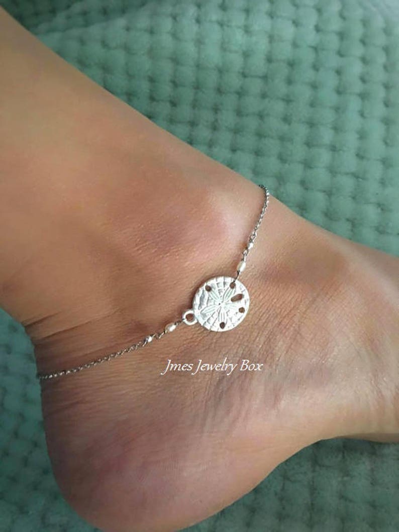 Silver sand dollar anklet with tiny freshwater pearls, Dainty sand dollar anklet, Little silver sand dollar anklet image 4