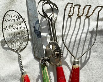 DESTASH Four Antique/Vintage Farmhouse Retro DECOR With Red & Green Wood Handled Kitchen Utensil/Accessories 1930s ~1950s Yesteryear Items