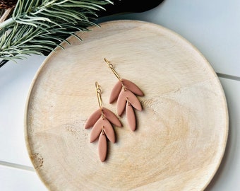 Tropical Leaves Clay Earrings - Mocha