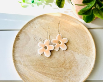 Speckled Peach Flower Polymer Clay Hoop Earrings