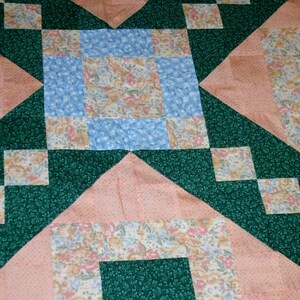 Around the Block Queen Quilt image 3