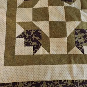 TULIP II Full Size Quilt