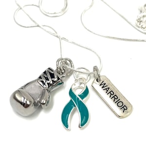 Boxhandschuh - Boxhandschuh - Halskette - Eierstockkrebs, Myasthenia gravis, PTBS, Trigeminusneuralgie, PCOS - Krieger Geschenk