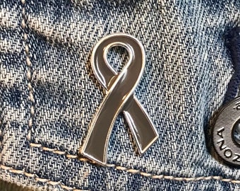 Gray Grey Ribbon / Lapel Hat Pin / Gray Grey Ribbon - Aphasia, Asthma, Brain Cancer Survivor, Brain Tumors, Type 1 or 2 Diabetes Awareness