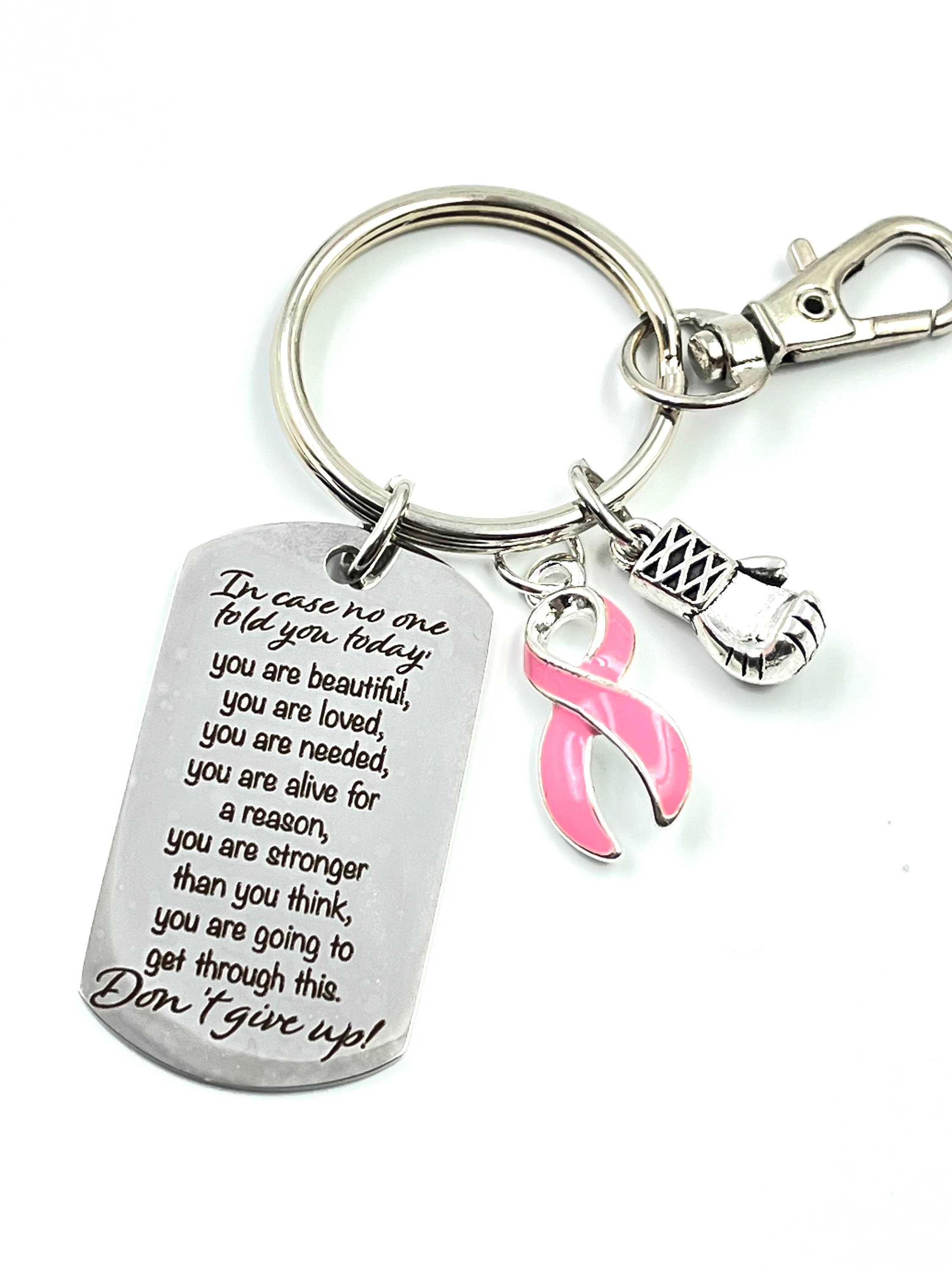 Portachiavi con citazione di incoraggiamento Nastro Rosa - Cancro al seno triplo negativo, cancro al seno infiammatorio, regalo per sopravvissuti al cancro triplo negativo - Italia