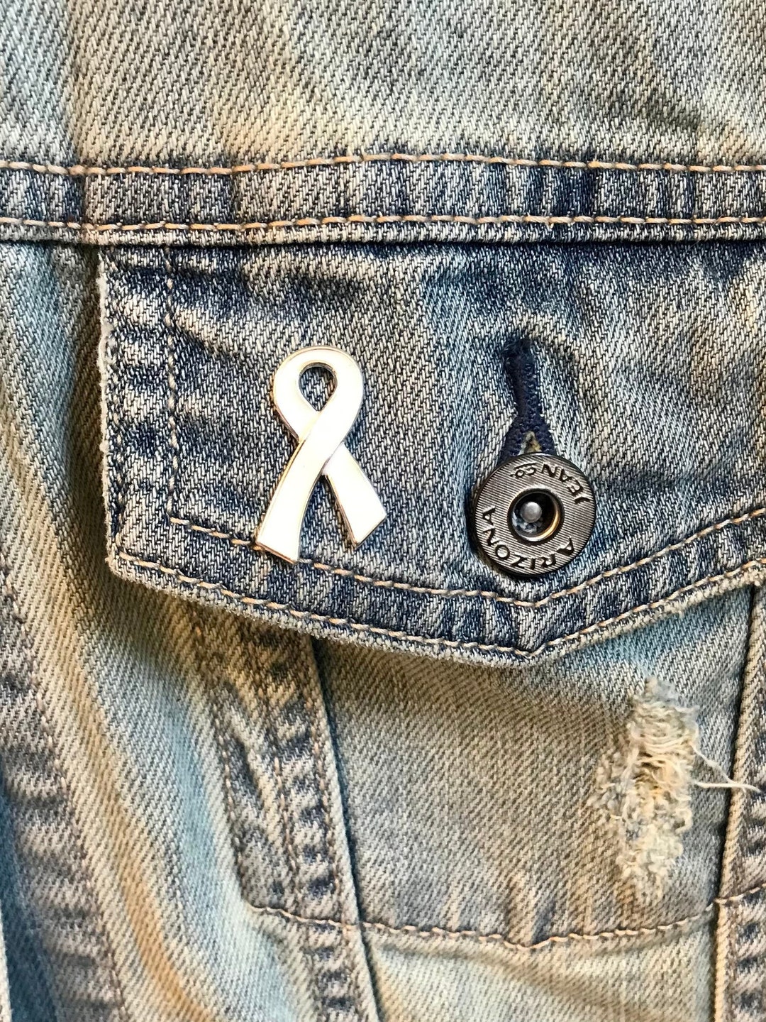 White Ribbon / Lapel Hat Pin / Lung Cancer Survivor Awareness / Bone ...