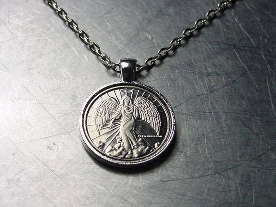 ANGEL COIN NECKLACE SILVER ANGEL COIN NECKLACE SILVER