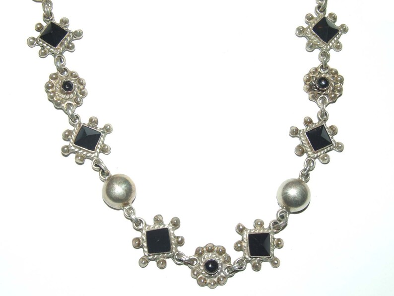 Vintage Taxco Mexico Sterling Silver 925 Beaded Filigree Onyx Pyramid Chain Necklace 23