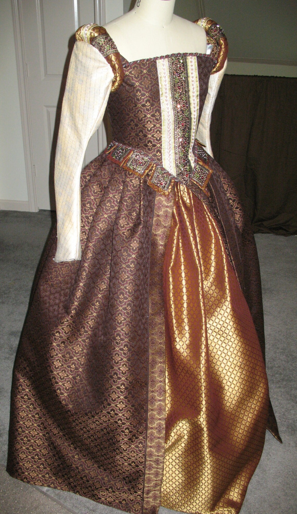 Wedding Party Renaissance Costumes and Gowns Made to YOUR | Etsy