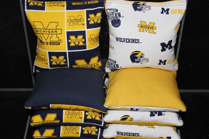UNIVERSITY of MICHIGAN Cornhole Bags 8 Wolverines Corn Hole Bags ACA Regulation Bean Bags