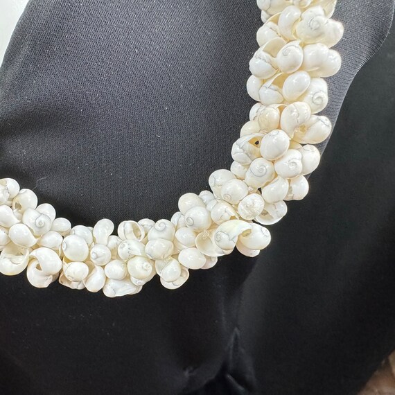 Kukui Nut and Shell Wedding Lei Necklace, Beachy … - image 10