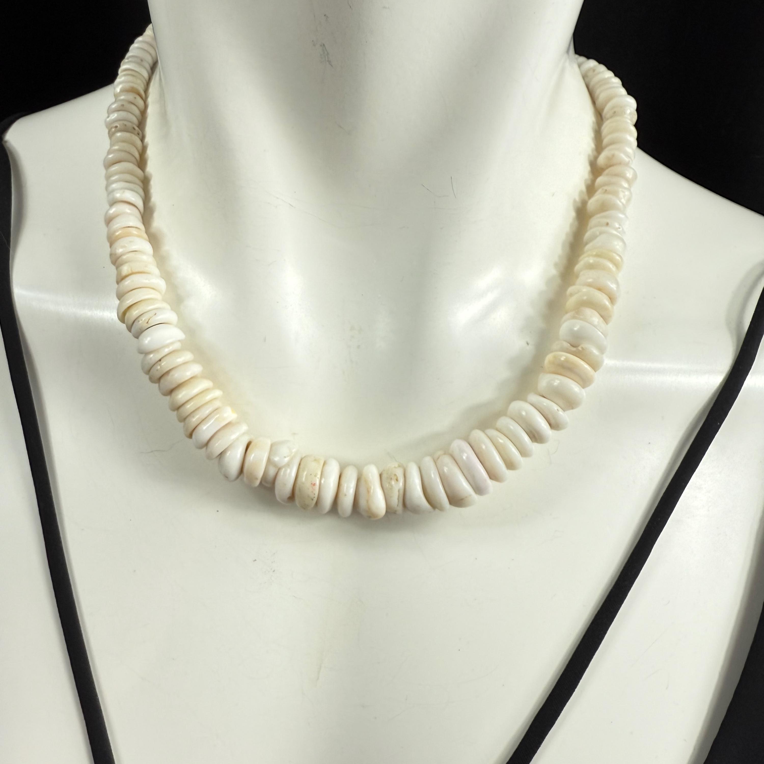 Vintage Hawaiian Graduated Puka Shell Necklace, 5 - 13 mm, David Cassidy Fashion