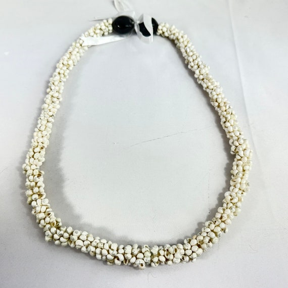 Kukui Nut and Shell Wedding Lei Necklace, Beachy … - image 4